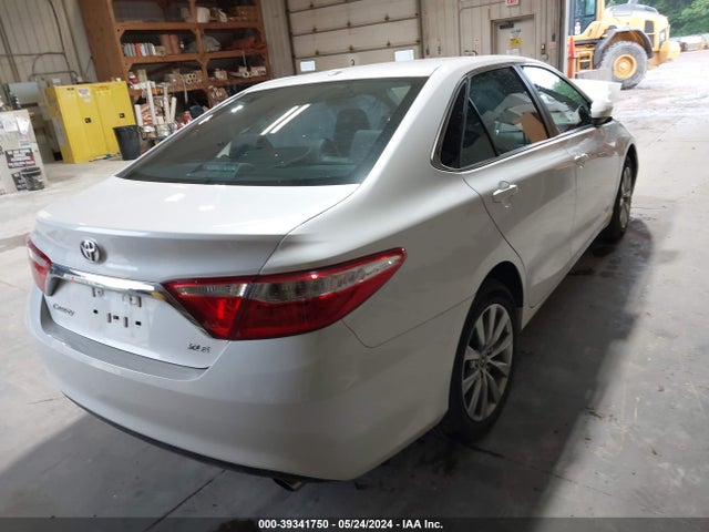 Toyota CAMRY XLE 2015 4T1BF1FKXFU081320 Image 4