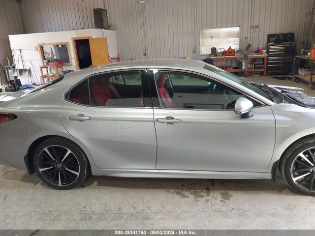 Toyota CAMRY XSE 2018 4T1B61HK8JU027357 Image 13