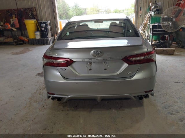 Toyota CAMRY XSE 2018 4T1B61HK8JU027357 Image 16