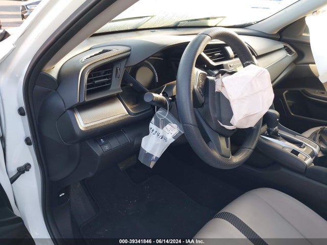 Продажа на аукционе авто 2018 Honda Civic Lx, vin: 2HGFC2F5XJH536467, номер лота: 39341846