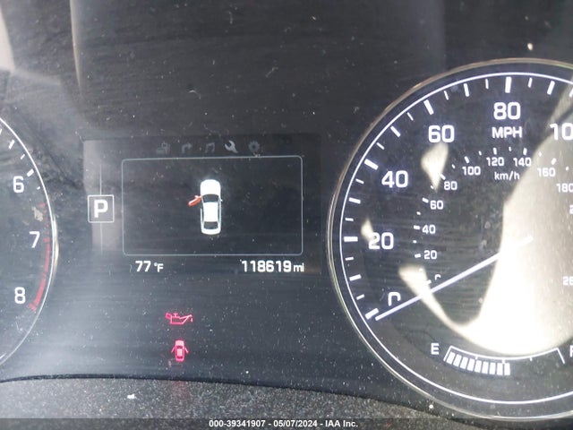Hyundai Genesis 3.8 2016 KMHGN4JEXGU122686 Image 16