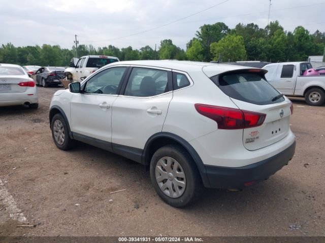 JN1BJ1CP5JW151034 Nissan Rogue Sport S