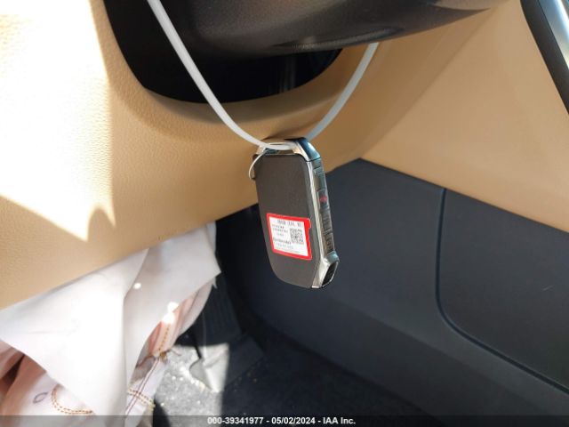KNDNC5H38R6431446 KIA Carnival Mpv Ex