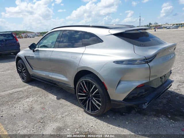 SD7VUJBW0PTV06633 Aston Martin Dbx 707
