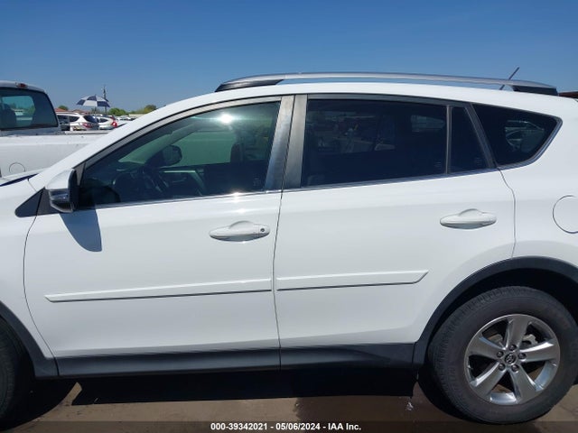 Toyota Rav4 Xle 2015 JTMWFREV7FJ046672 Image 14