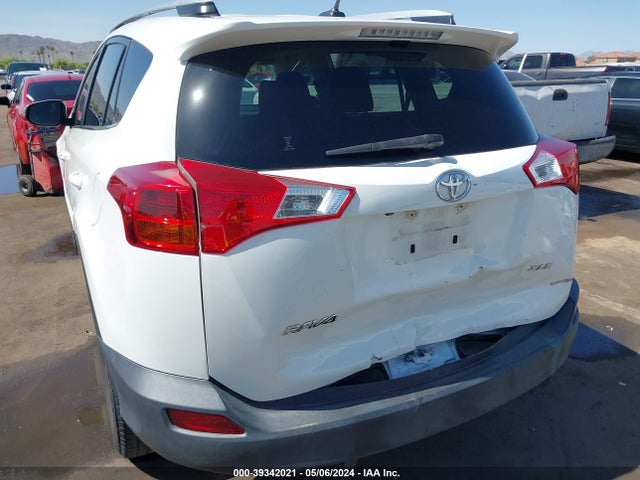 Toyota Rav4 Xle 2015 JTMWFREV7FJ046672 Image 6