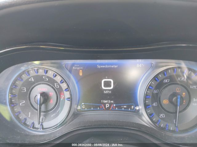2C3CCABG0FH860168 Chrysler 300 300s