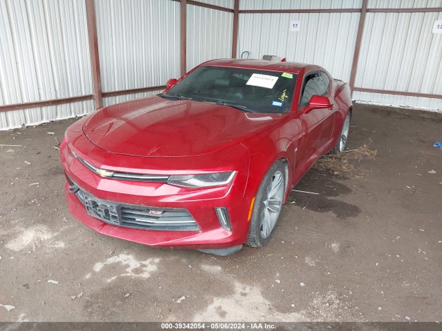 Chevrolet Camaro 2lt 2018 1G1FD1RX1J0160290 Image 2
