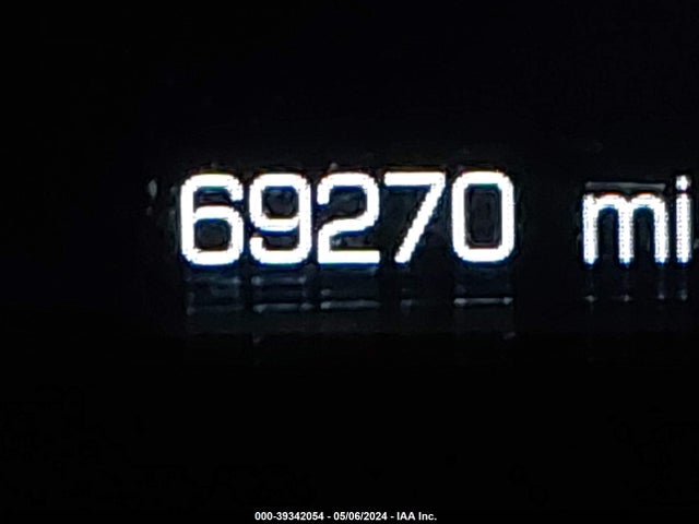 Chevrolet Camaro 2lt 2018 1G1FD1RX1J0160290 Image 7