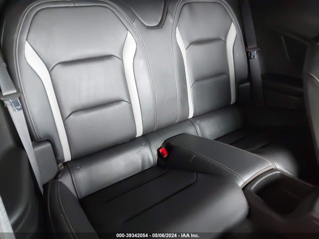 Chevrolet Camaro 2lt 2018 1G1FD1RX1J0160290 Image 8