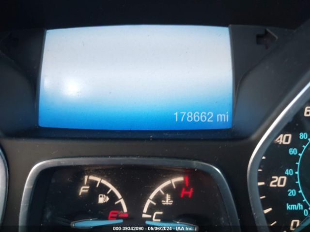 1FMCU0G94EUB23110 Ford ESCAPE SE