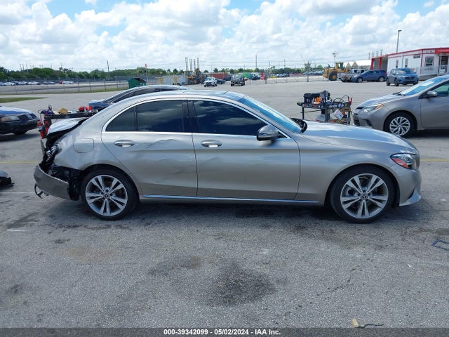 55SWF8DB8LU323140 Mercedes-Benz C 300