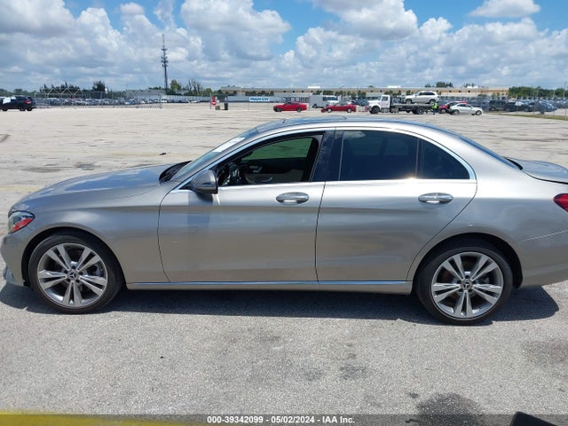 55SWF8DB8LU323140 Mercedes-Benz C 300
