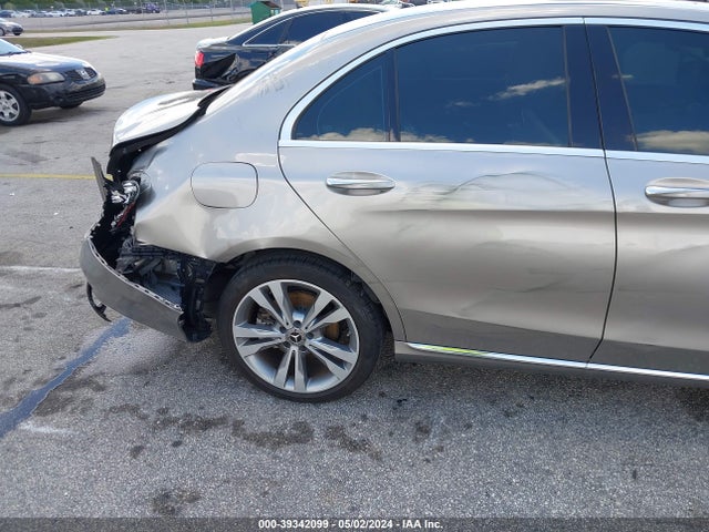 55SWF8DB8LU323140 Mercedes-Benz C 300