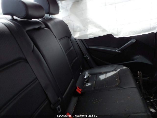 1VWAT7A34GC062410 Volkswagen Passat 1.8t R-line