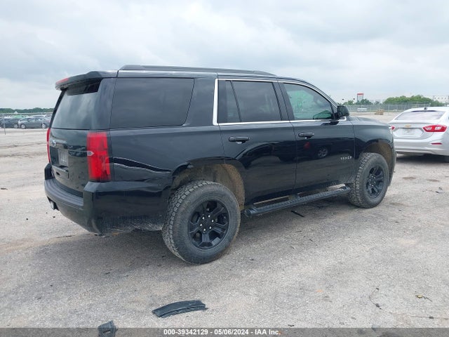 Chevrolet Tahoe Ls 2018 1GNSCAKC8JR393554 Image 4