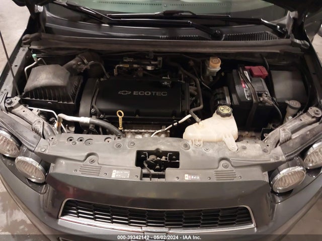 Chevrolet Sonic Lt Auto 2015 1G1JC6SH2F4195093 Image 10