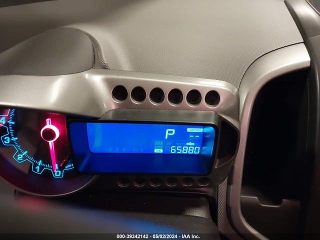 Chevrolet Sonic Lt Auto 2015 1G1JC6SH2F4195093 Image 7
