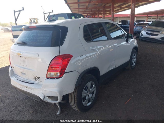 Chevrolet TRAX LS 2017 3GNCJKSB2HL234523 Image 4