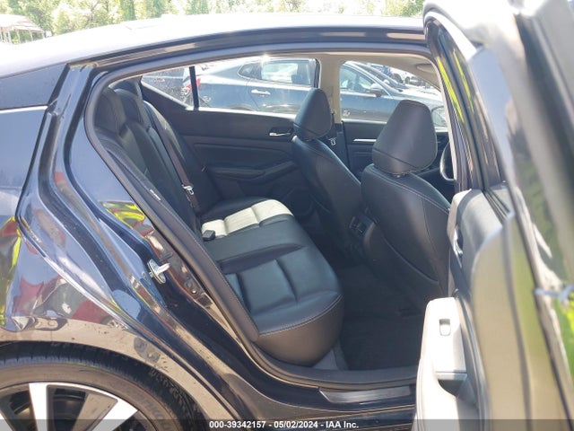 Nissan Altima 2.0 Platinum 2019 1N4AL4FV8KC250700 Image 8