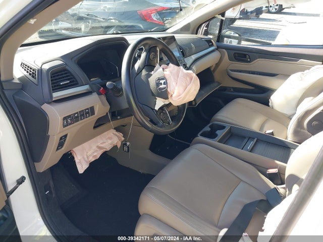 Honda Odyssey Touring 2019 5FNRL6H87KB051401 Image 5
