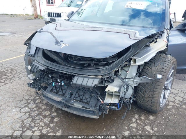 5YJ3E1EB6PF595513 Tesla Model 3 Long Range Dual Motor All-wheel Drive