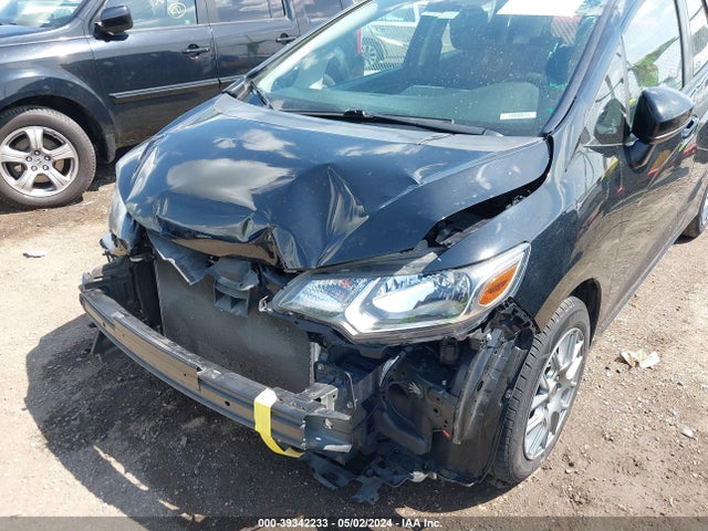 Honda FIT LX 2017 JHMGK5H52HS004703 Image 6