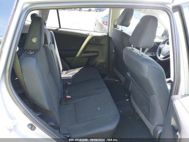 Toyota RAV4 LE 2018 2T3ZFREV0JW518217 Image 8