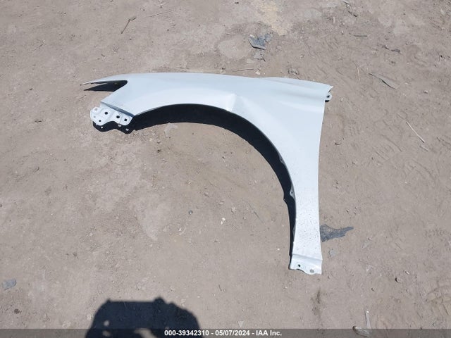 Toyota CAMRY LE 2023 4T1C11AK7PU125155 Image 12