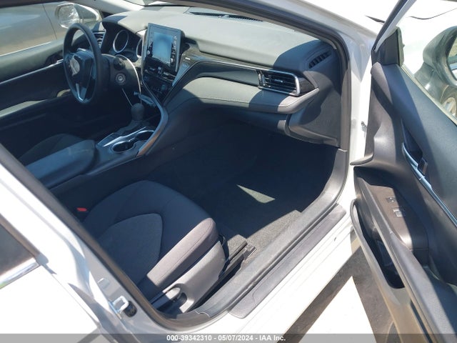 Toyota CAMRY LE 2023 4T1C11AK7PU125155 Image 5