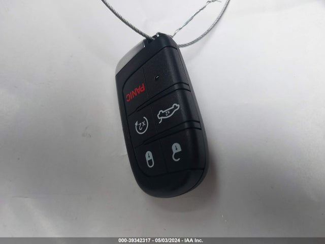 Chrysler 300 300s 2018 2C3CCABG1JH239921 Image 11
