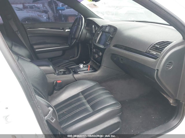 Chrysler 300 300s 2018 2C3CCABG1JH239921 Image 5