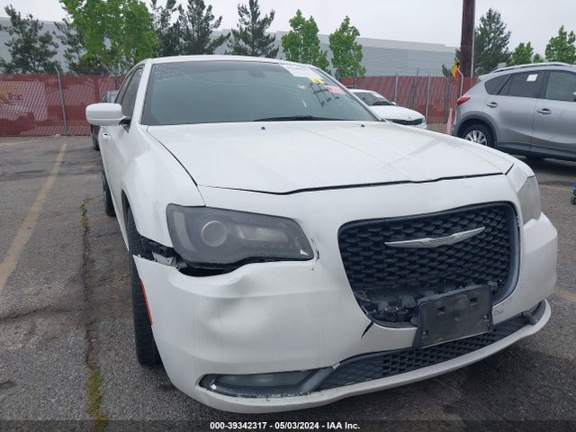 Chrysler 300 300s 2018 2C3CCABG1JH239921 Image 6