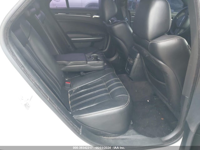 Chrysler 300 300s 2018 2C3CCABG1JH239921 Image 8