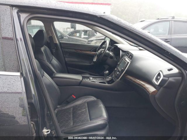 1N4AA6AP4HC398605 Nissan Maxima 3.5 Platinum