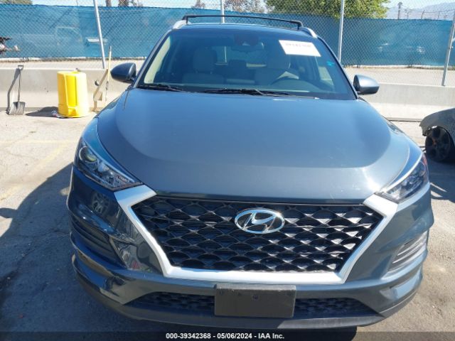 KM8J33A42MU396294 Hyundai Tucson Value