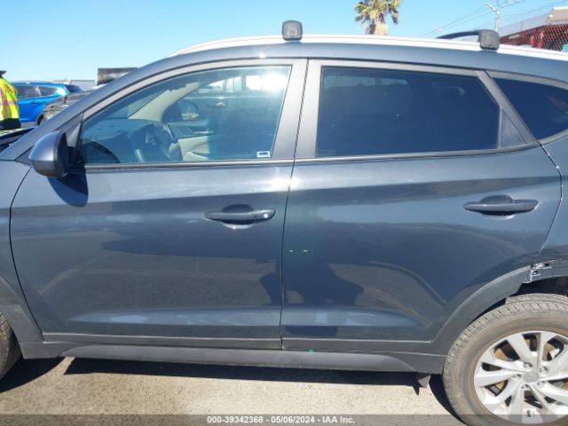 KM8J33A42MU396294 Hyundai Tucson Value