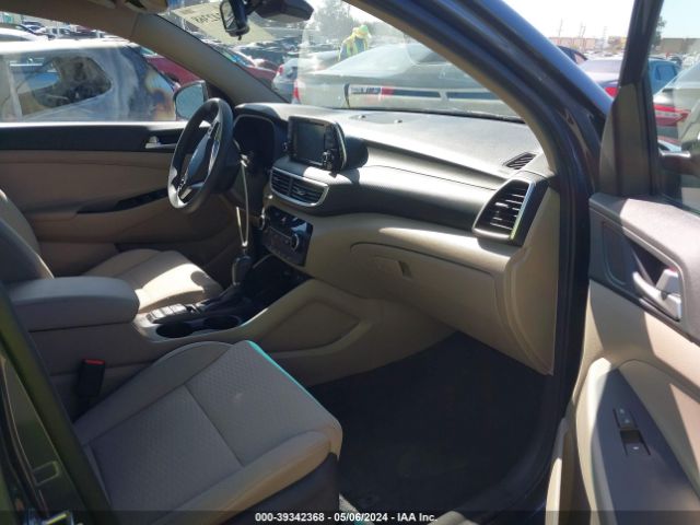 KM8J33A42MU396294 Hyundai Tucson Value