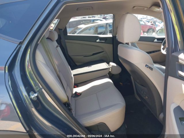 KM8J33A42MU396294 Hyundai Tucson Value