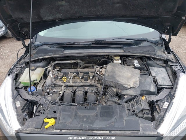 Ford FOCUS SE 2018 1FADP3F22JL244410 Image 10