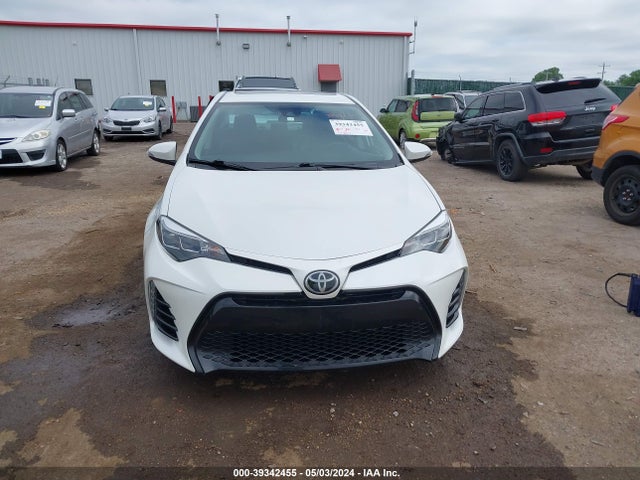 Toyota Corolla Se Special Edition 2017 5YFBURHE2HP607956 Image 12