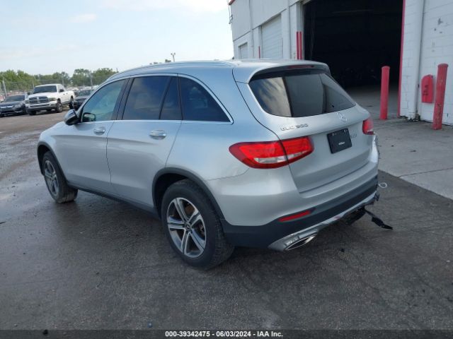 WDC0G4KB0JV072090 Mercedes-Benz Glc 300 4matic