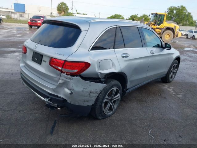 WDC0G4KB0JV072090 Mercedes-Benz Glc 300 4matic