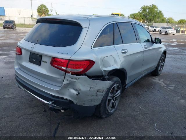 WDC0G4KB0JV072090 Mercedes-Benz Glc 300 4matic