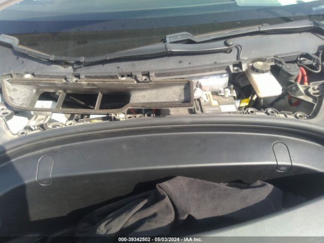5YJ3E1EB3KF421973 Tesla Model 3 Long Range/performance