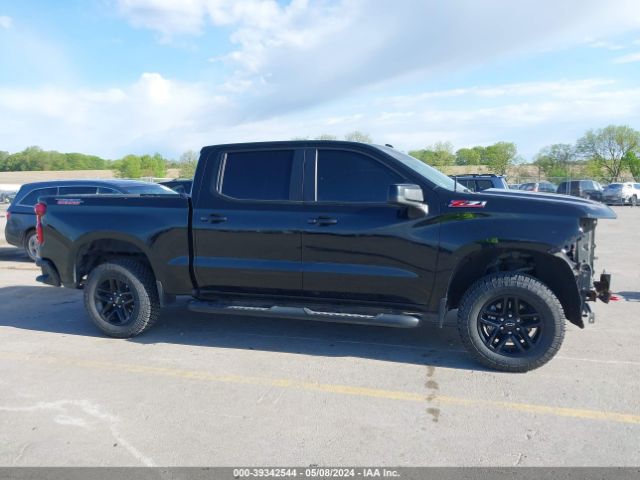 3GCPYFED1LG237828 Chevrolet Silverado 1500 4wd  Short Bed Lt Trail Boss