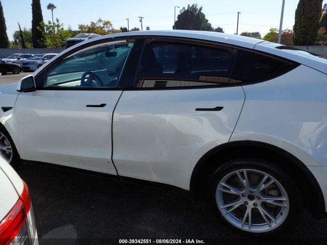 5YJYGDEE0MF094642 Tesla Model Y Long Range Dual Motor All-wheel Drive