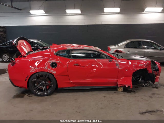 Chevrolet Camaro 1ss 2018 1G1FE1R7XJ0171317 Image 14
