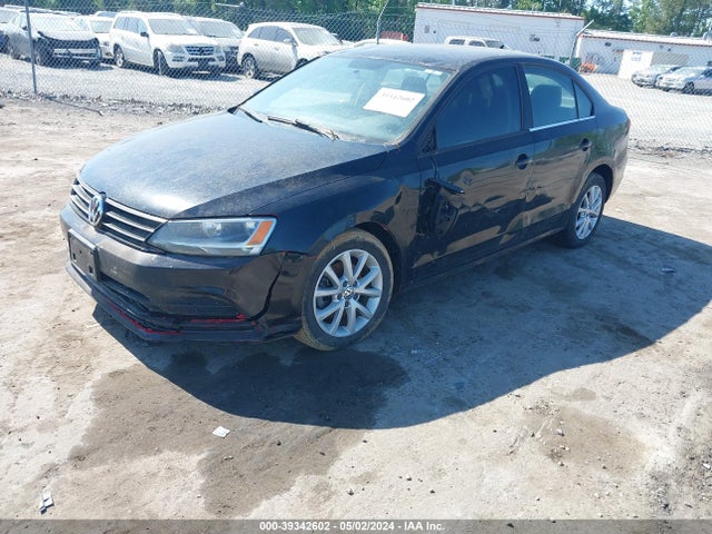 3VWD17AJ2FM323368 Volkswagen Jetta 1.8t Se