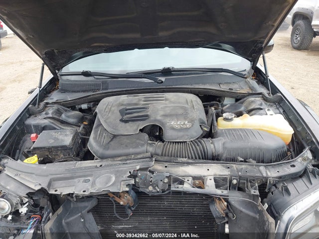 2C3CCABG2KH550551 Chrysler 300 300s